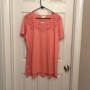 Burnout tee. NWT short sleeves high low bottom
